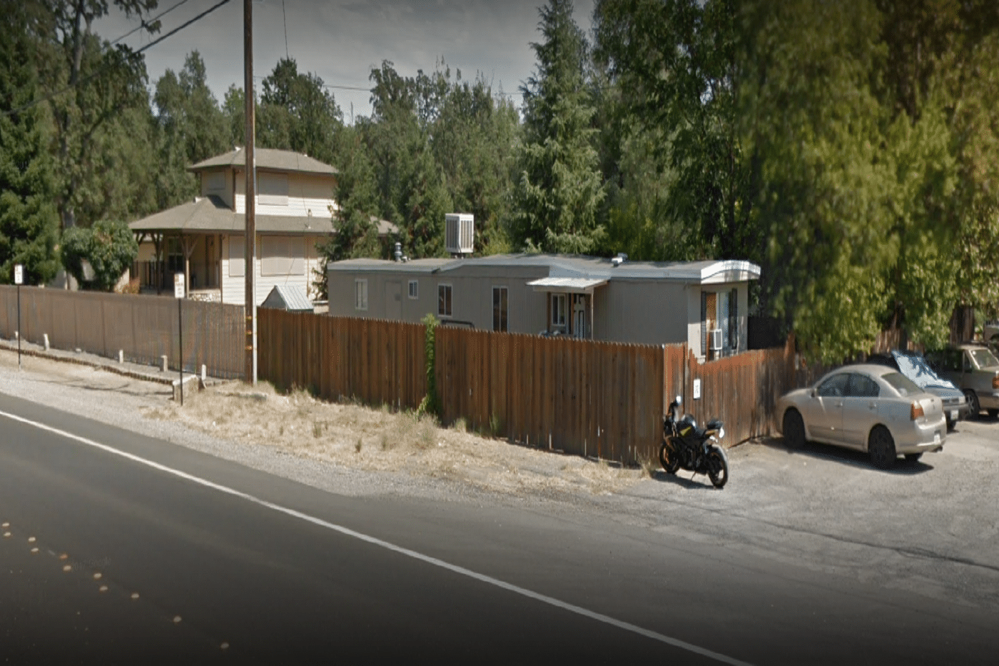 Live Oak Tavern, Rocklin, California Refilling Bottles