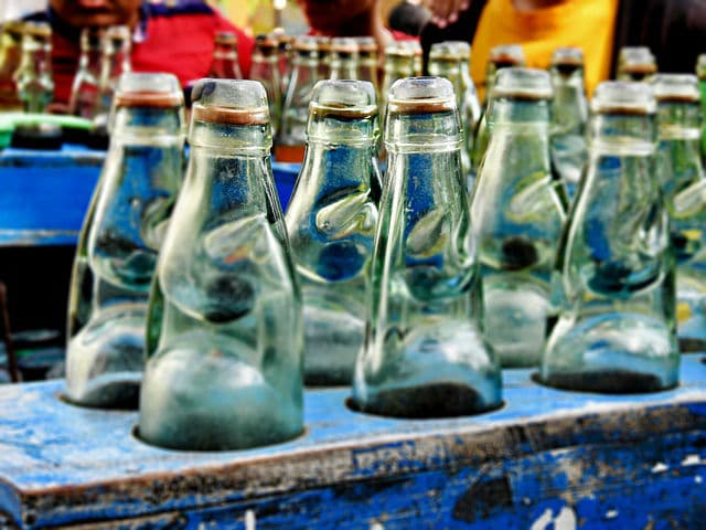 Spurious alcohol bottles