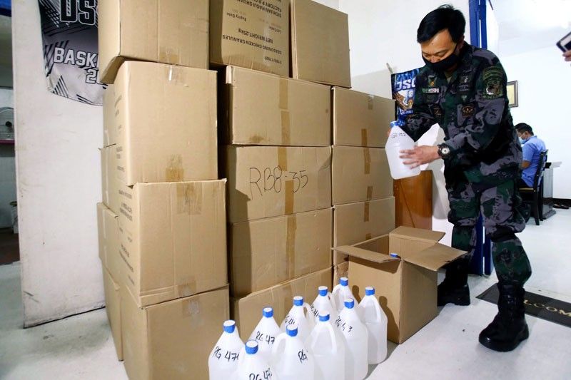 counterfeited alcohol containing methanol